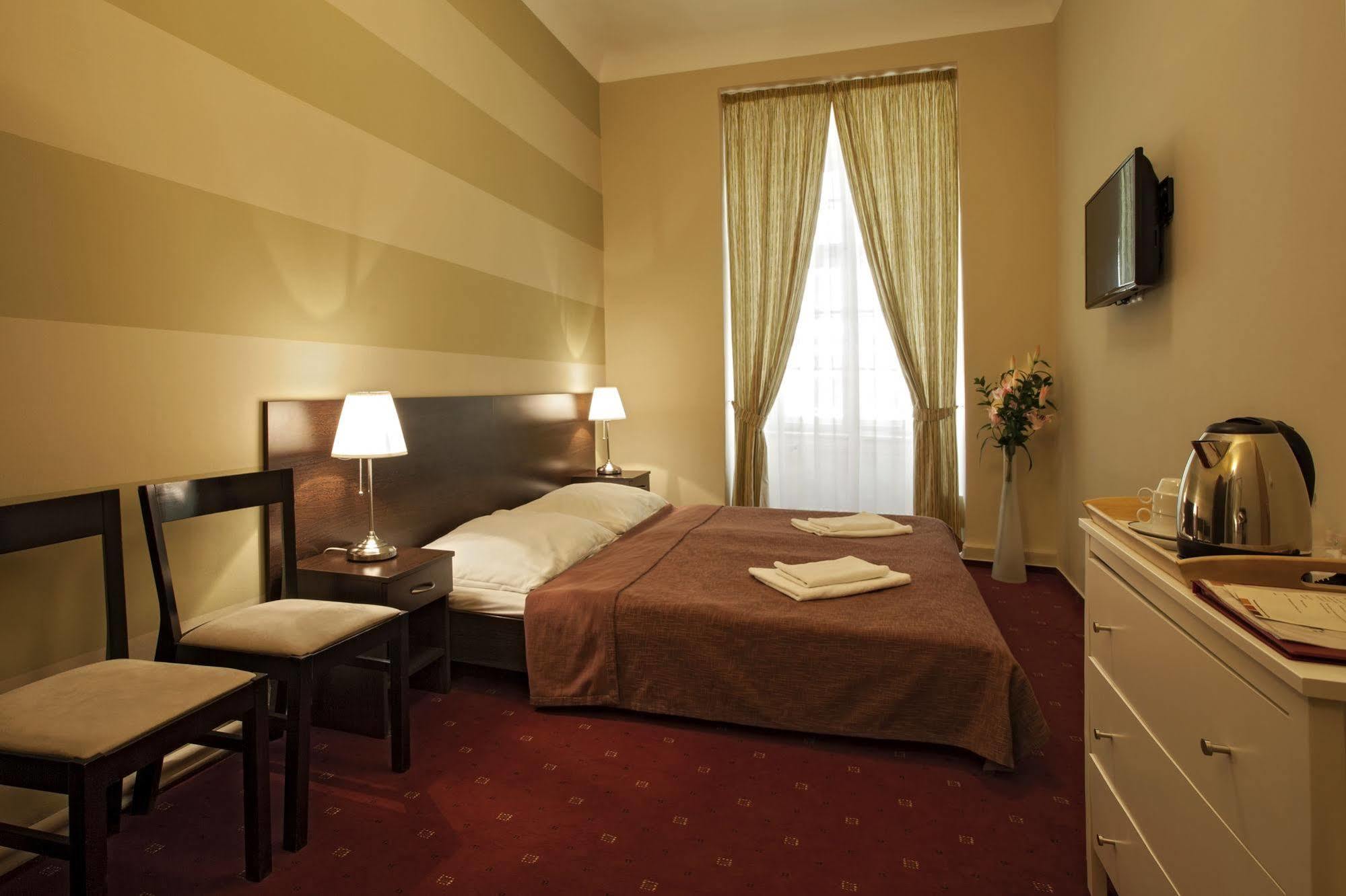 Corto Old Town Hotel