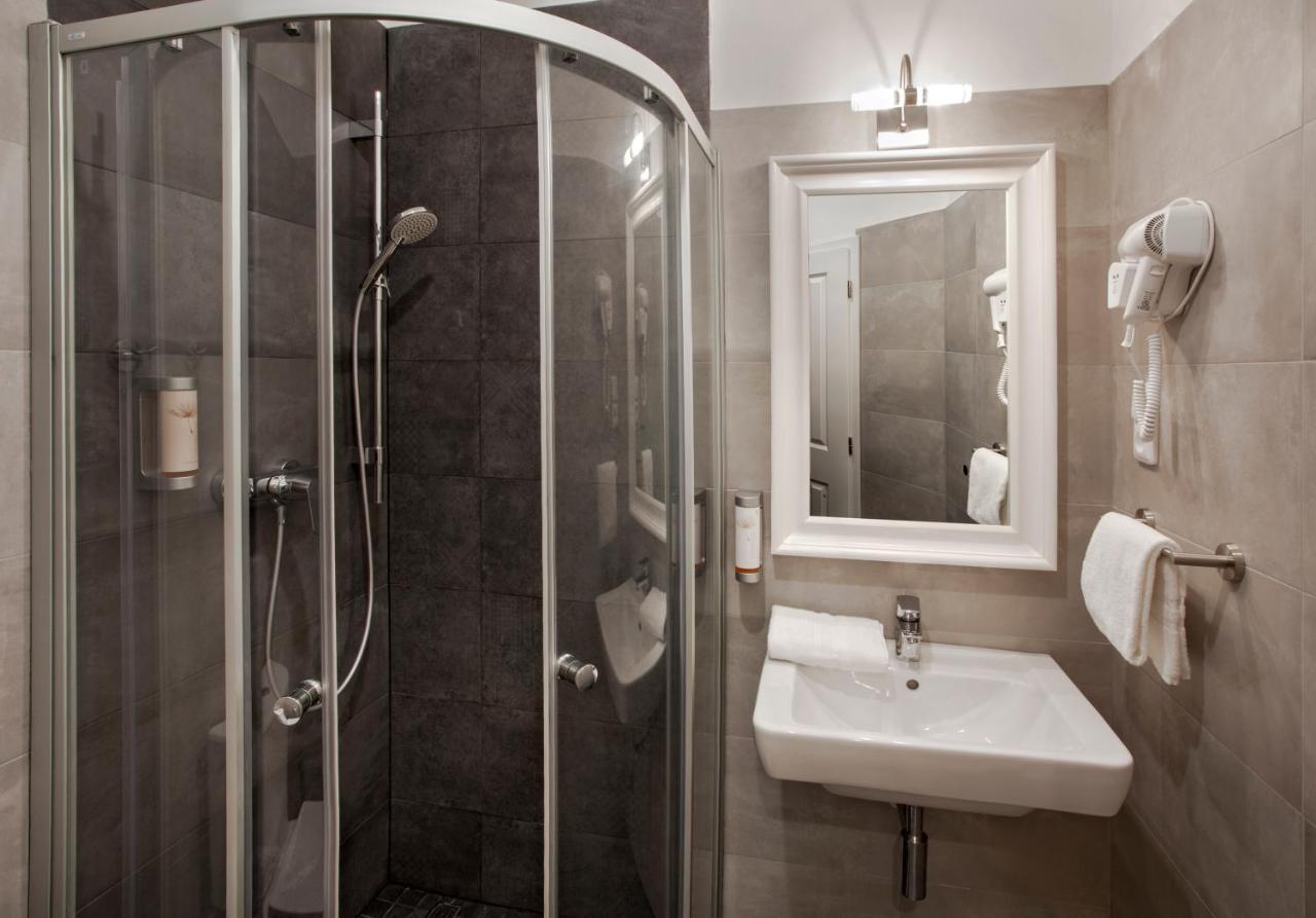 Hotel Corto Old Town 3*